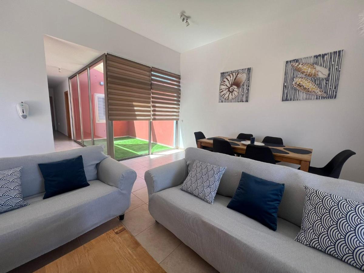 Ajana Villa กาเลตาเดฟุสเต ภายนอก รูปภาพ