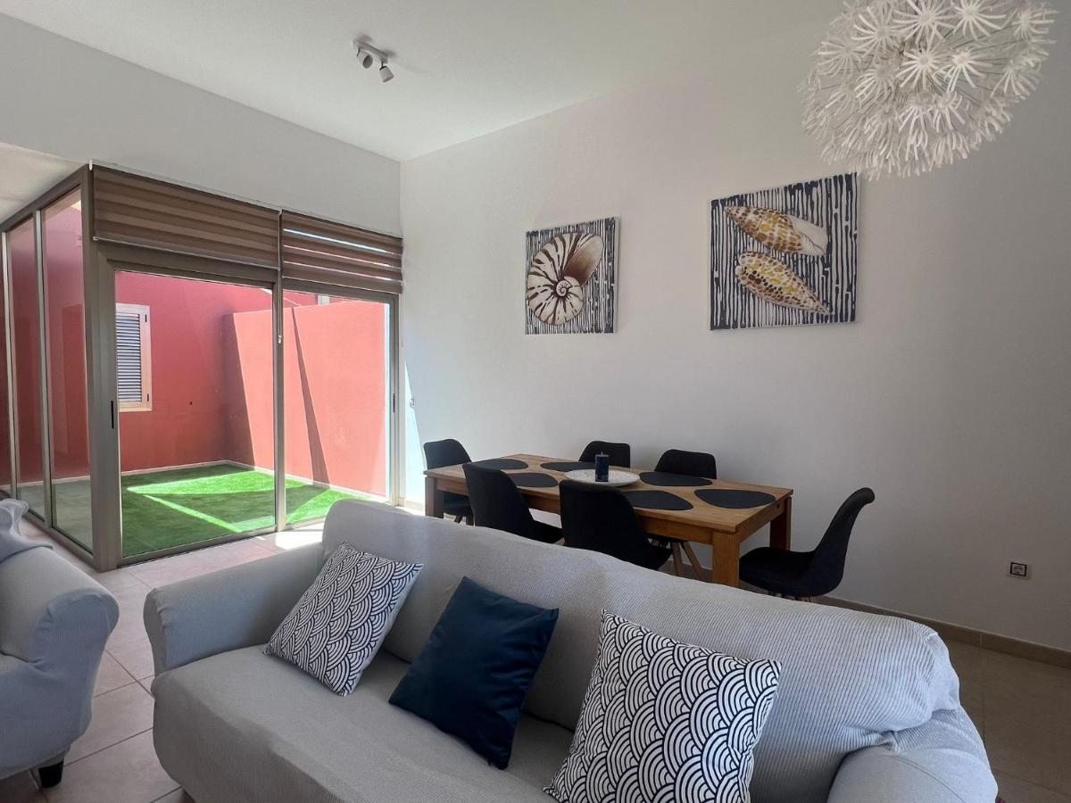 Ajana Villa กาเลตาเดฟุสเต ภายนอก รูปภาพ